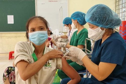 Quận Hoàng Mai đã tiêm hơn 142.000 liều vaccine phòng Covid-19 cho người dân