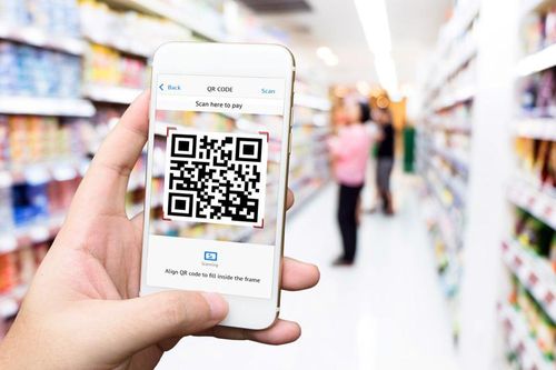 Hà Nội yêu cầu quét mã QR tại các điểm bán hàng