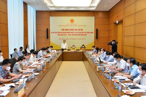 Quốc hội thẩm tra đề án bảo đảm an ninh nguồn nước và an toàn hồ đập