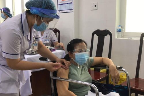 Hơn 160 người khuyết tật ở Cần Thơ được tiêm vaccine phòng Covid-19