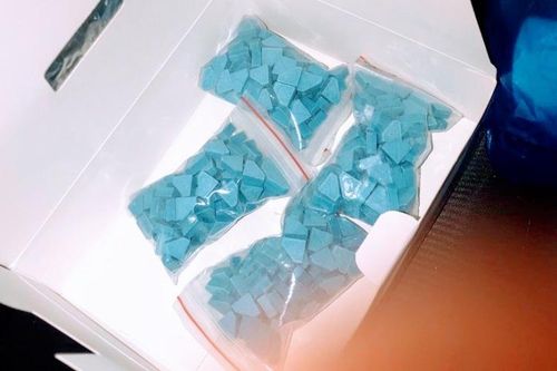 Khởi tố, bắt giam cán bộ công an tham gia mua bán ma túy