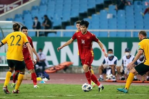 Tỏa sáng ở vòng loại World Cup, Hoàng Đức được CLB Thái Lan và Hàn Quốc săn đón