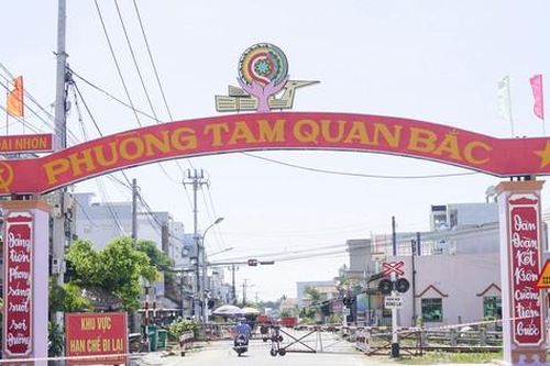 Bình Định: Xét nghiệm tầm soát phát hiện 24 ca nhiễm COVID-19 tại một phường