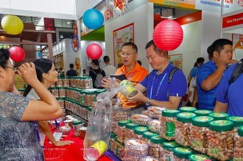 Gần 300 doanh nghiệp Việt Nam dự hội chợ thương mại tại Trung Quốc