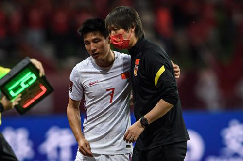'Maradona Trung Quốc' muốn thắng tuyển Việt Nam