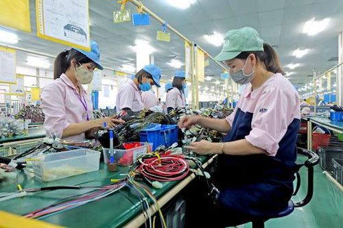 Loạt chính sách hỗ trợ doanh nghiệp mở cửa sản xuất, kinh doanh trở lại