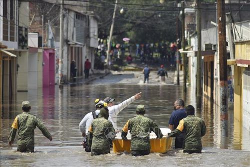 Bão Mindy đe dọa bang Florida của Mỹ