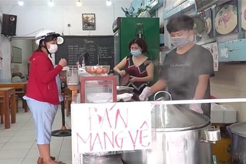 TP.HCM cho phép kinh doanh ăn uống mở lại, chỉ bán mang đi