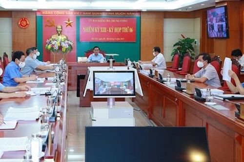 Ủy ban Kiểm tra Trung ương quyết định kỷ luật nhiều cán bộ, Đảng viên