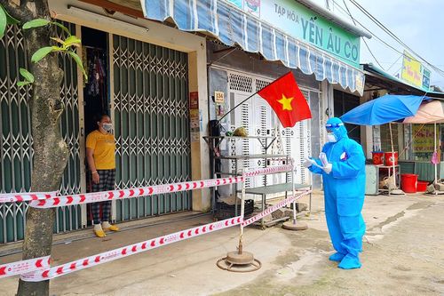 Mỗi xã, phường, thị trấn là một 'pháo đài' chống dịch