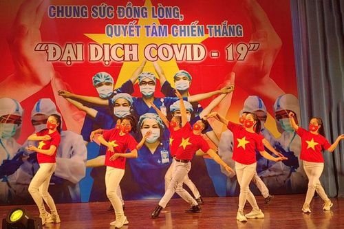 Chương trình nghệ thuật Chung sức đồng lòng, quyết tâm chiến thắng đại dịch Covid-19