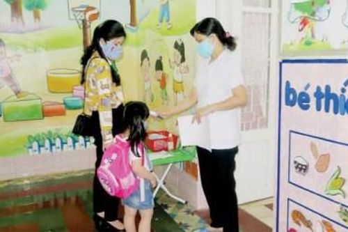 Đời sống Đời sống Phập phồng tìm chỗ gửi con