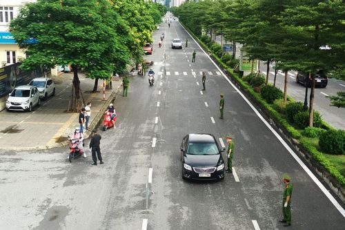 Sáng 9-9: Lượng người và phương tiện ra, vào cửa ngõ Thủ đô thưa vắng