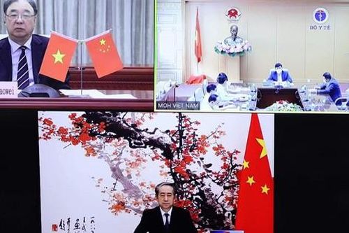 Lãnh đạo Y tế Việt Nam - Trung Quốc chia sẻ kinh nghiệm về phòng chống dịch COVID-19