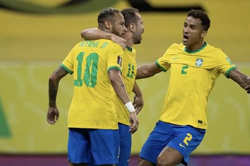 Brazil 2-0 Peru: Neymar tỏa sáng, Brazil tiếp tục mạch toàn thắng