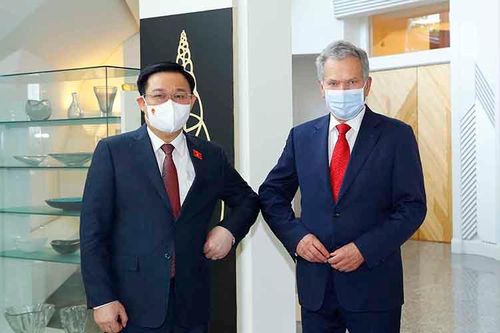 Tổng thống Phần Lan tin tưởng Việt Nam tiếp tục phát triển nhanh theo hướng bền vững