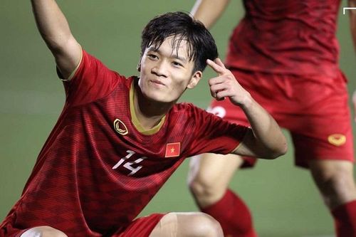 BLV Quang Tùng: 'Hoàng Đức đủ sức chơi bóng ở Thai League'