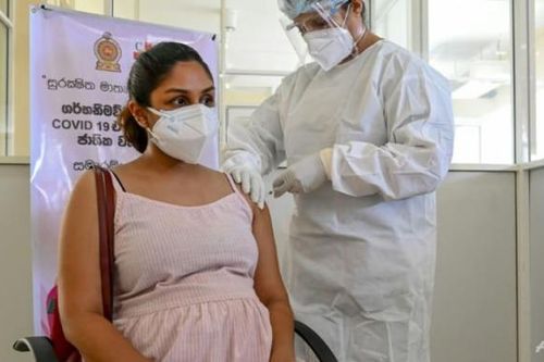 Sri Lanka thuyết phục phụ nữ dừng mang thai vì nguy cơ COVID-19