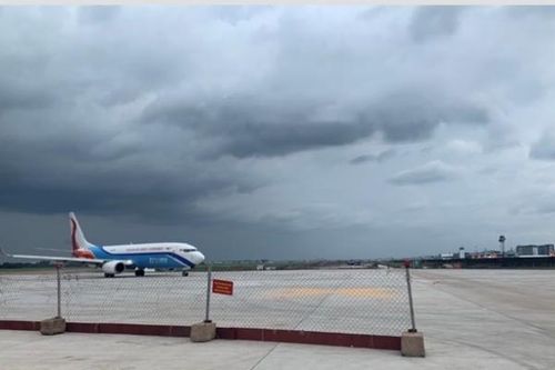 Đưa vào khai thác đường lăn S7, S8 cảng hàng không Tân Sơn Nhất