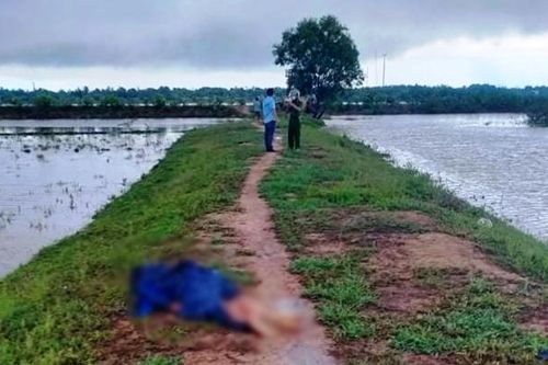 Đi làm đồng, 2 người dân bị sét đánh tử vong
