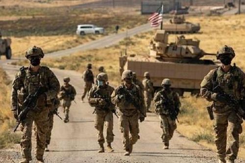 Tên lửa từ sa mạc tấn công căn cứ quân sự của Mỹ ở Syria