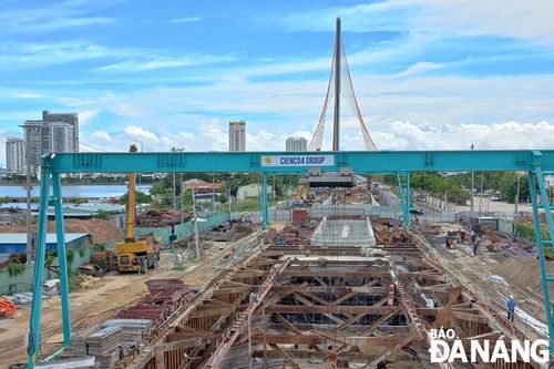 Quyết liệt phòng chống dịch, đẩy nhanh tiến độ triển khai dự án trọng điểm