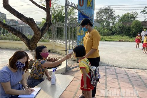 Điều chỉnh lịch tựu trường với cấp học mầm non sớm nhất đến ngày 20/9