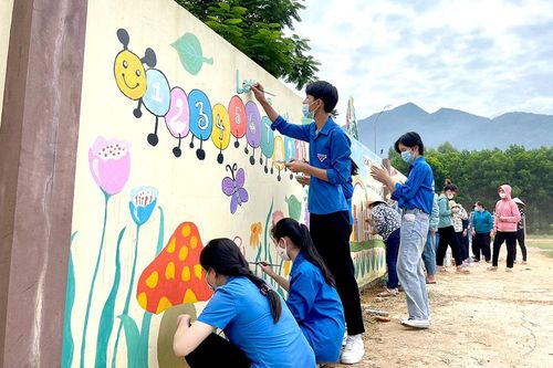 Tuổi trẻ Sơn Dương tiếp sức đến trường