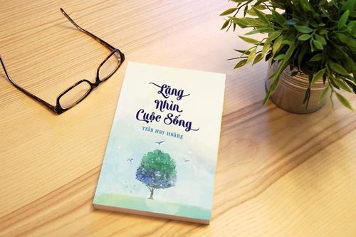 Khoảng lặng trong ta