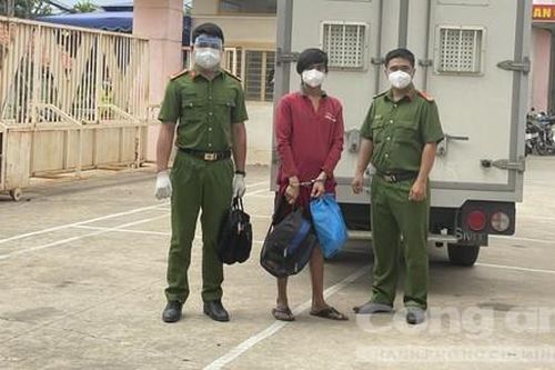 TPHCM: Bắt đối tượng truy nã sau 9 năm lẩn trốn