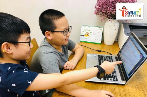 Trường trực tuyến dạy tiếng Anh qua môn Toán và Khoa học lớn nhất Việt Nam