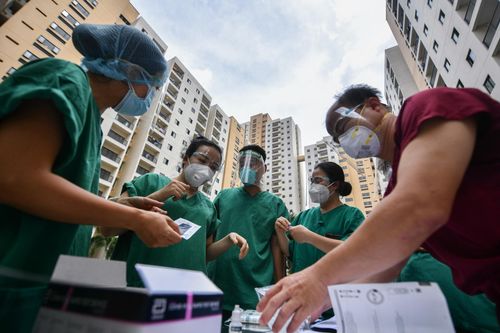 Ba quận, huyện ở TP.HCM kiểm soát được dịch