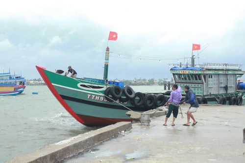 Thừa Thiên Huế gấp rút chuẩn bị ứng phó với bão số 5