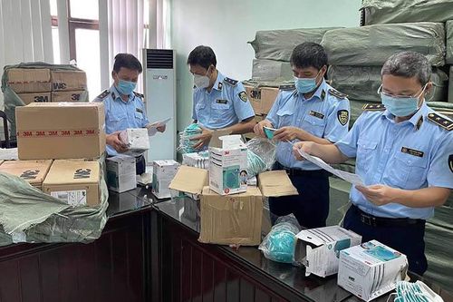 Cảnh báo nạn buôn bán khẩu trang phòng Covid-19 giả