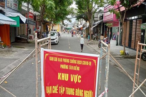 Xuất hiện tình trạng 'ngoài chặt, trong lỏng' ở TP Hồ Chí Minh