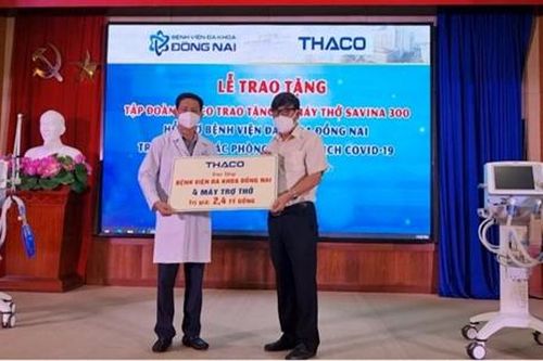 THACO trao tặng máy thở cho Bệnh viện Đa khoa Đồng Nai và 2 triệu kit test nhanh Covid cho nhiều địa phương