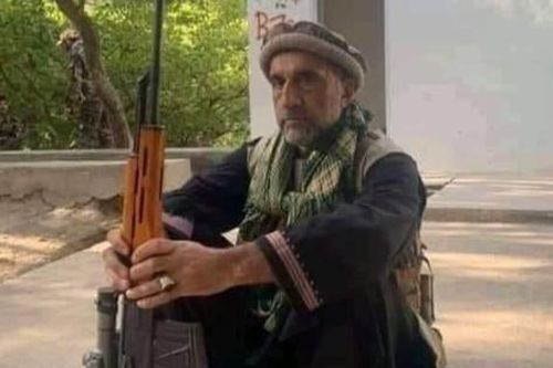 Taliban giết anh trai của quyền Tổng thống tự xưng ở Afghanistan
