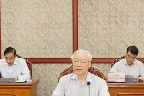 Phòng, chống tham nhũng phải gắn liền chống tiêu cực