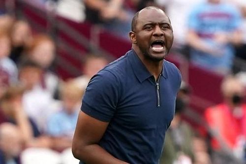 Duyên chiến thắng của Patrick Vieira trước Tottenham