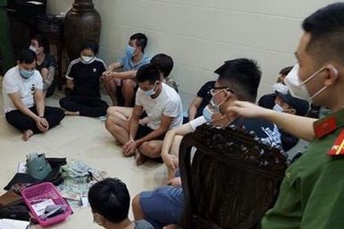 Đột kích sới bạc, thu giữ hơn 700 triệu đồng