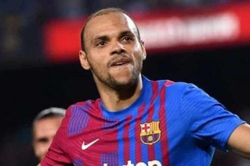 Barca khủng hoảng hàng công