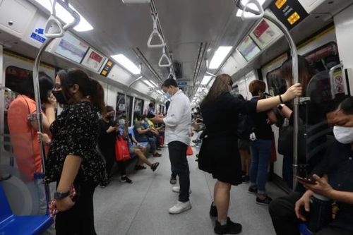 Thực tế 'sống chung với Covid-19' nhìn từ Singapore và Israel