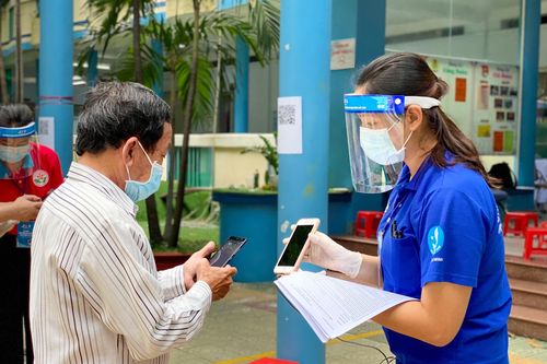 F0 khỏi bệnh nén nỗi đau mất ba, sẵn sàng đi chống dịch
