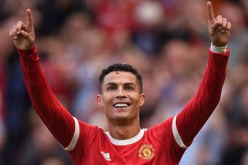 Juve đã sai và MU đang tận hưởng món quà Ronaldo