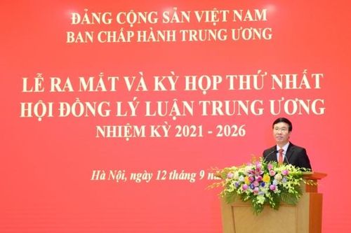 Xây dựng các chuyên đề lý luận có chất lượng phục vụ nghiên cứu của Bộ Chính trị, Ban Bí thư