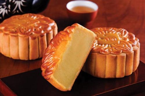 Cách làm bánh Trung thu nướng nhân đậu xanh cho ngày rằm tháng 8