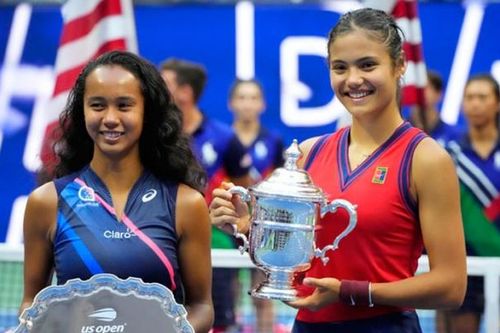 Tay vợt 18 tuổi Emma Raducanu trở thành triệu phú USD sau khi vô địch US Open 2021
