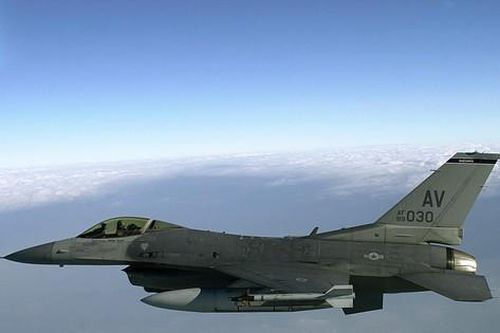 Phi công Mỹ được lệnh đâm tiêm kích F-16 vào máy bay chở khách vụ 11/9 ra sao?