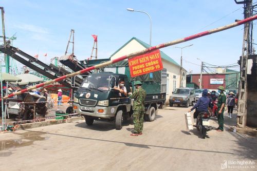 Nhiều địa phương ở Nghệ An chuyển thực hiện từ Chỉ thị 16 sang Chỉ thị 15