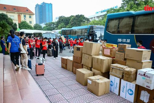 Trên 10.000 tình nguyện viên đăng ký tham gia chống dịch tại khu vực phía Nam